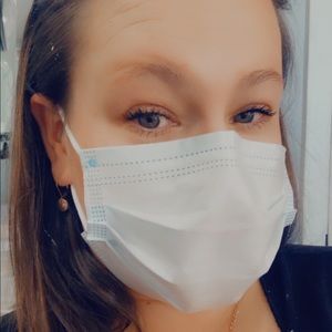 Meet your Posher, Alyce